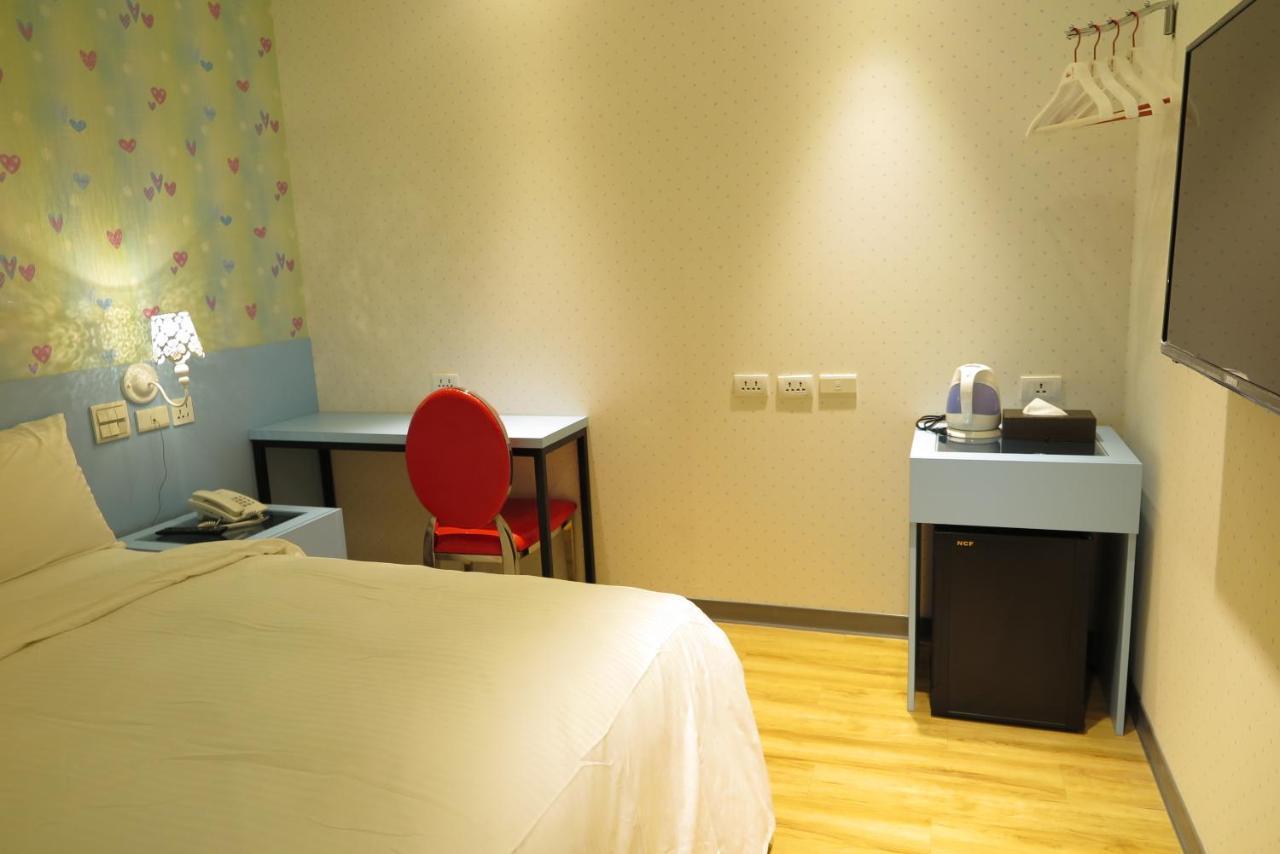 191 Hotel Taoyuan Extérieur photo